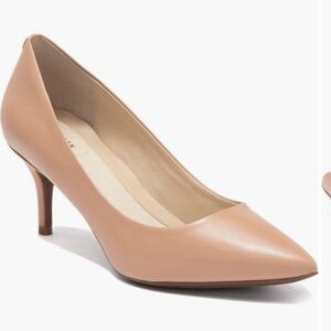 ❌ SOLD ❌ Cole Haan Go-To Park Pump size 6 -$180